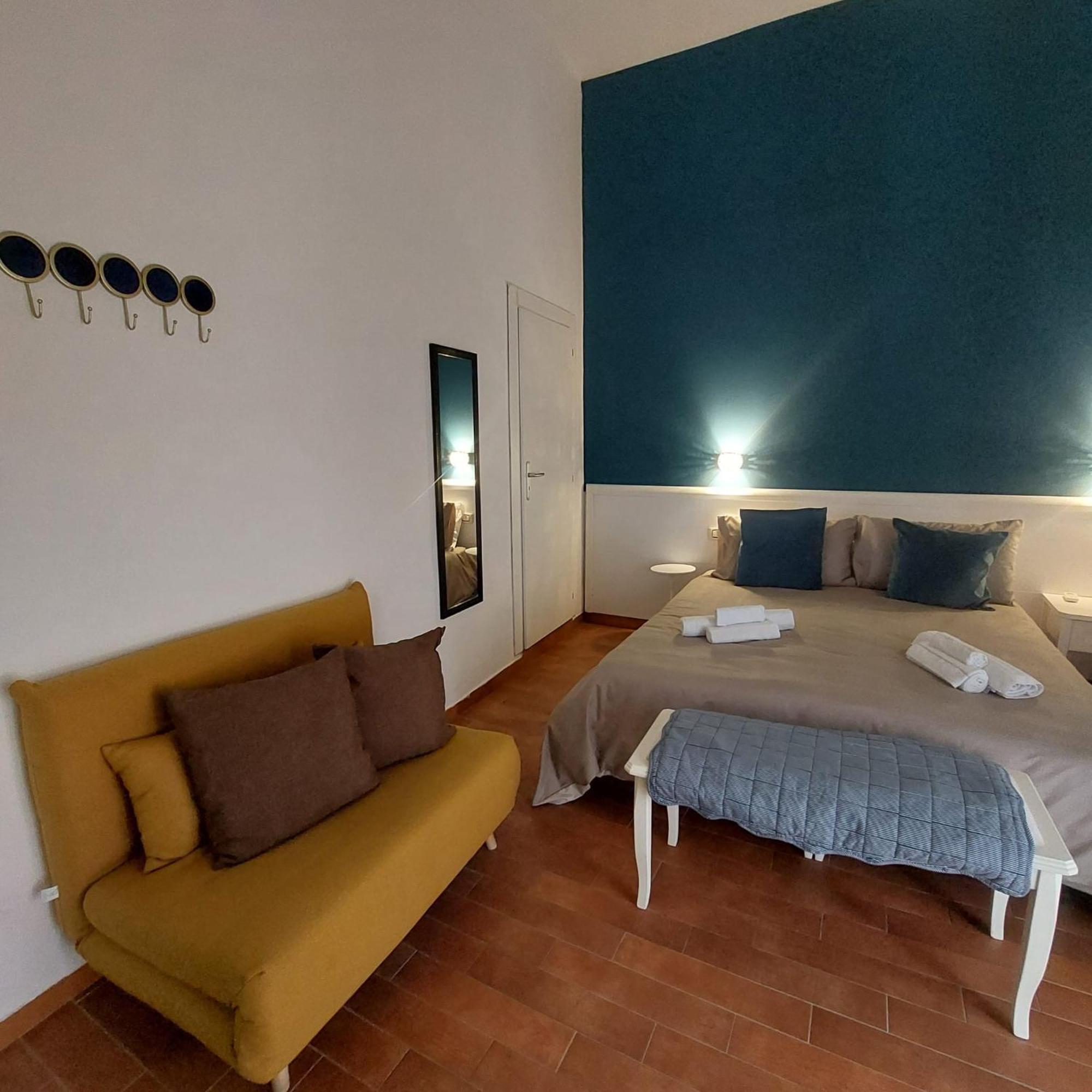 Queen 20 - Private Rooms Duomo Nápoles Exterior foto